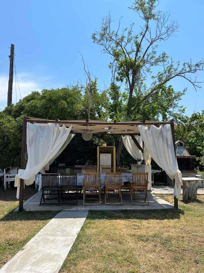 Lia'S Beach House Ayios Nikolaos Bagian luar foto