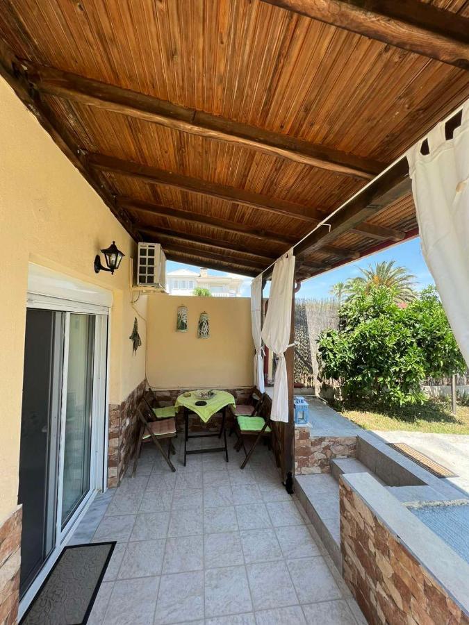 Lia'S Beach House Ayios Nikolaos Bagian luar foto