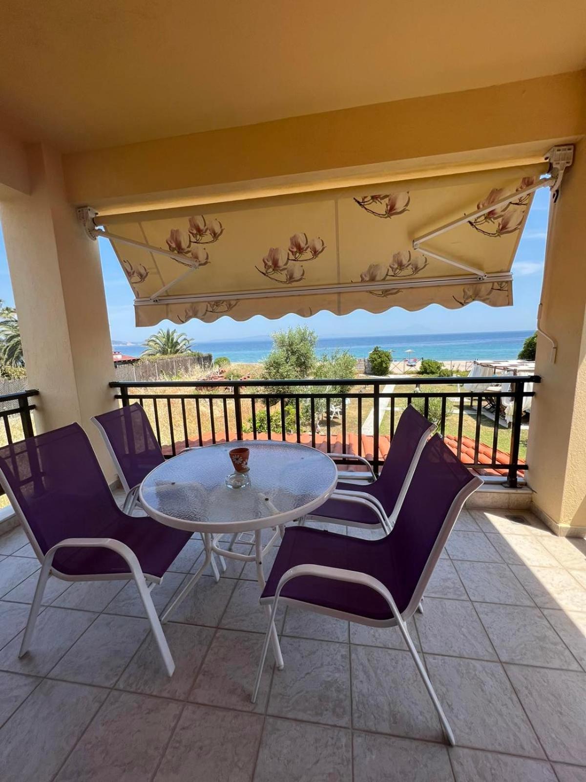 Lia'S Beach House Ayios Nikolaos Ruang foto
